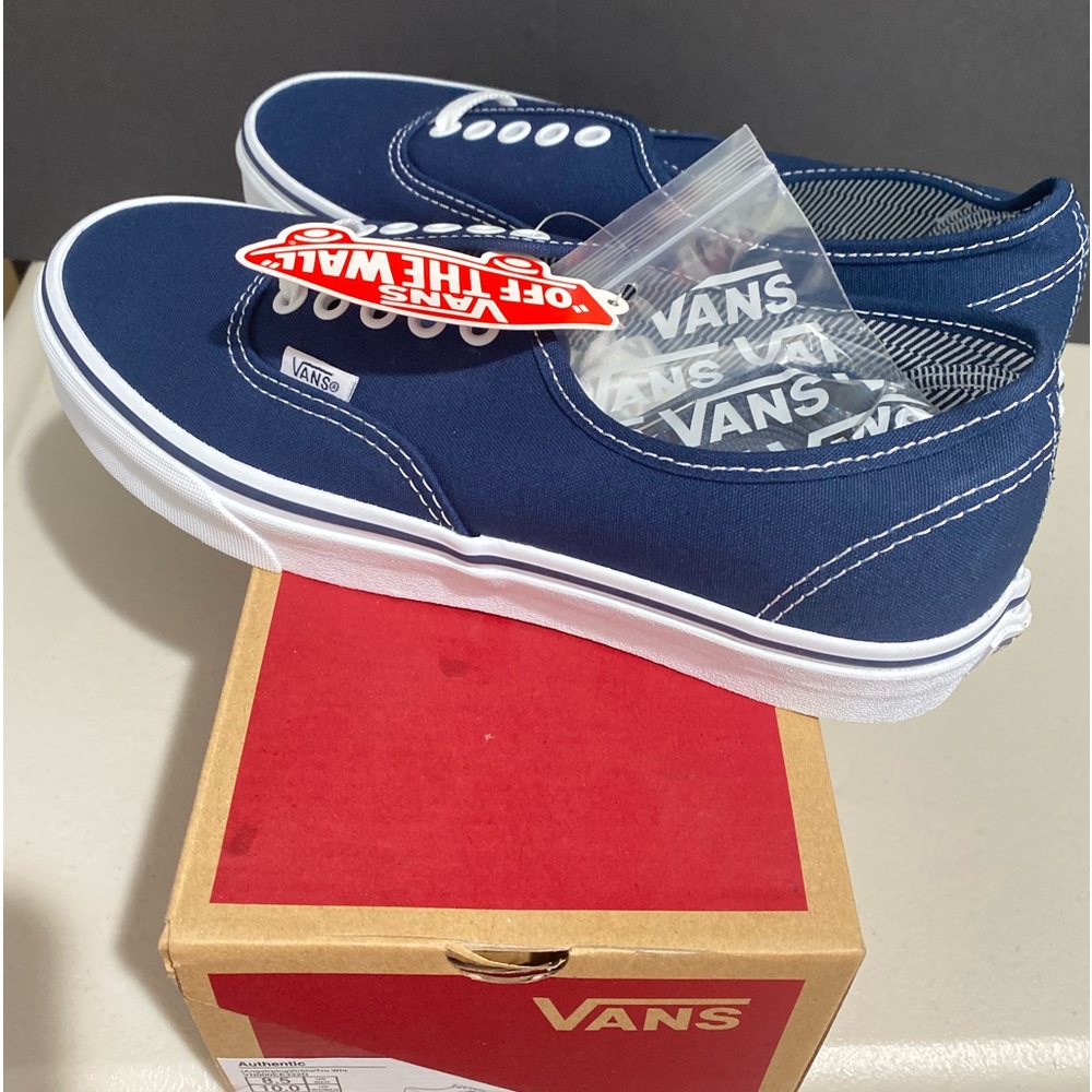 ***VANS AUTHENTIC*** Dress Blue True White Skate Shoe. Size: 8.5 Men/10 Women. - Picture 8 of 11